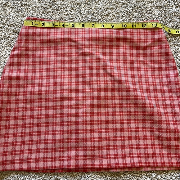 Urban Outfitters Women’s Pink Gretchen Plaid Mini Skirt Size Small Clueless Y2K - Picture 4 of 8